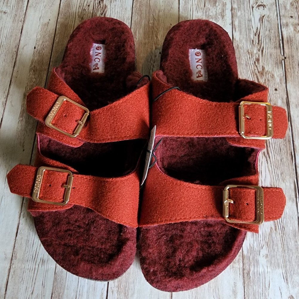 Burgundy Fuzzy Buckle Sandals - Size 9 or Size 10 - Picture 3 of 10